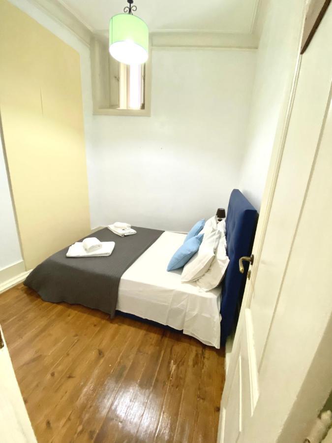 Relax Chiado 3 - Cute Little Double With Shared Bathroom * Lisbon